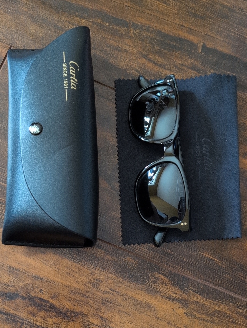 EUC Cartia Black Sunglasses with Case and Cloth